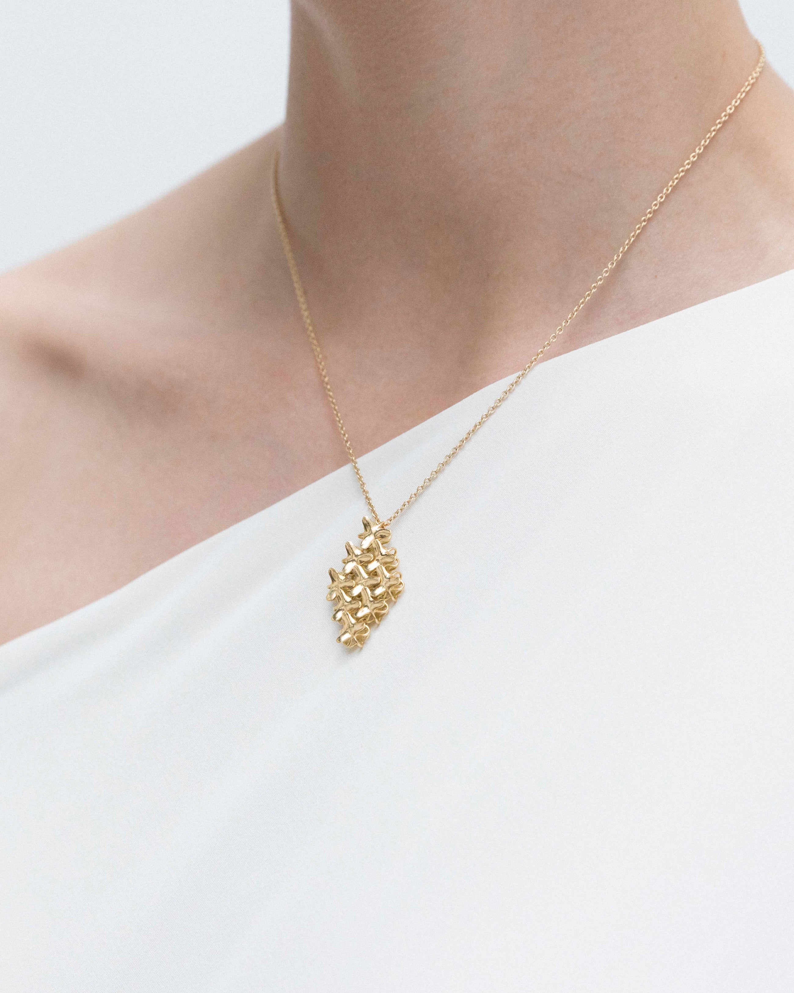 Affinity Necklace Hash 3x3