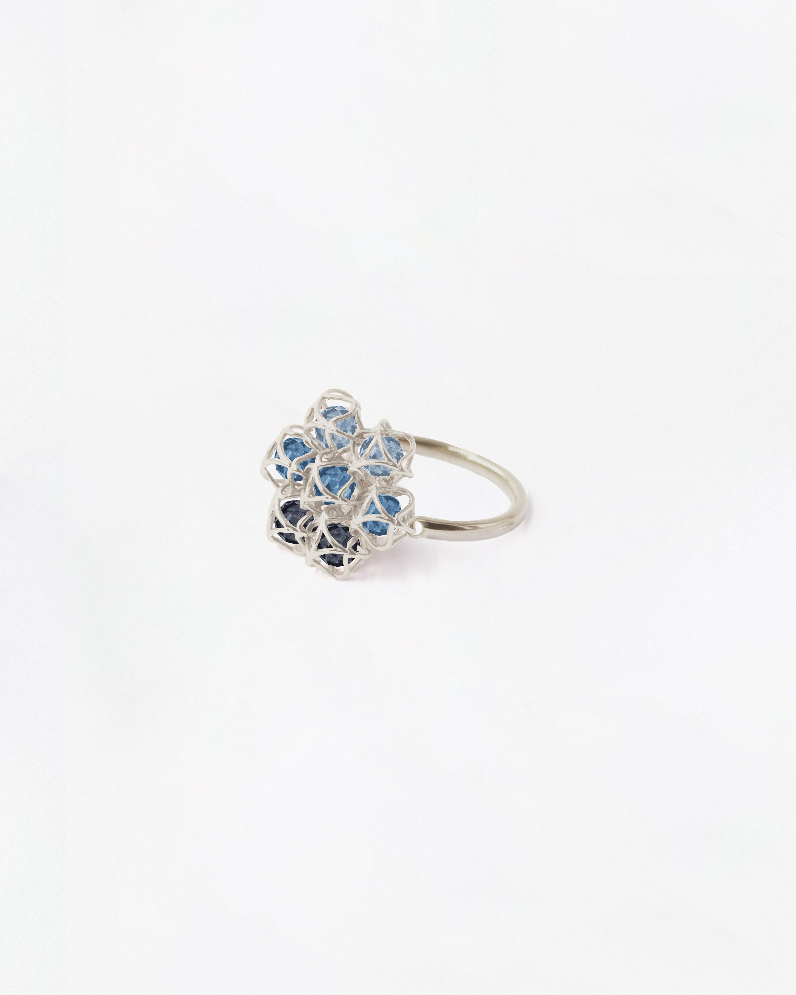 Embrace Glacier Ice Ring Flower