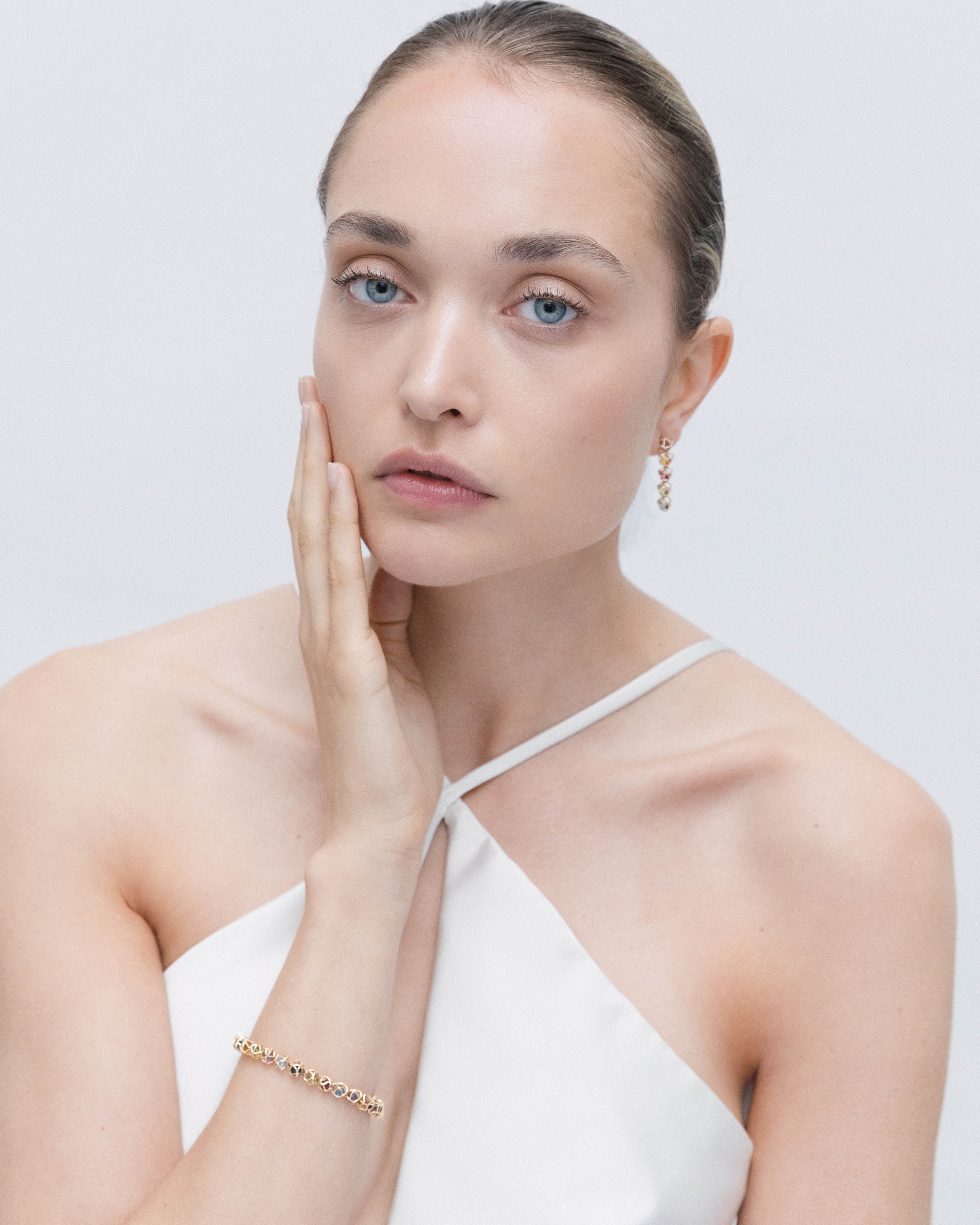 Embrace Montreal Leaves Bracelet 1-Row