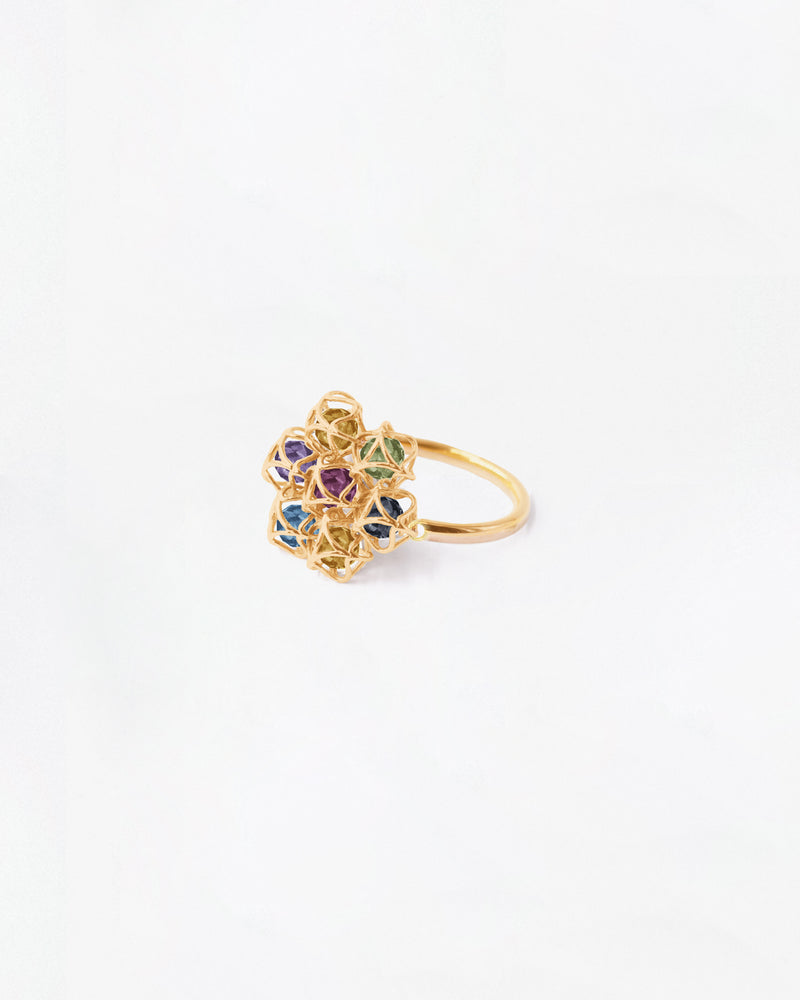 Embrace Montreal Leaves Ring Flower